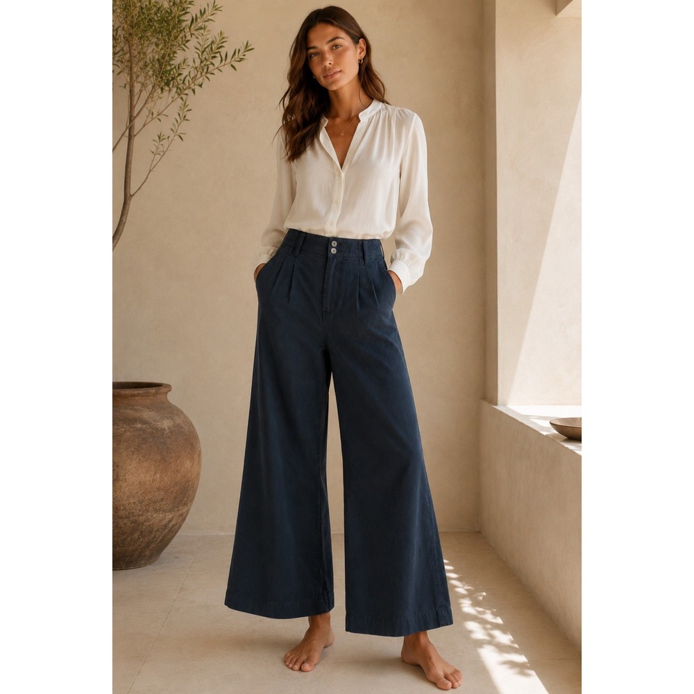 Madewell Wide Leg Pants in Navy Blue